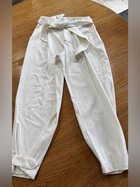 Zara White/cream Cropped Paperbag Waist Tie Pants